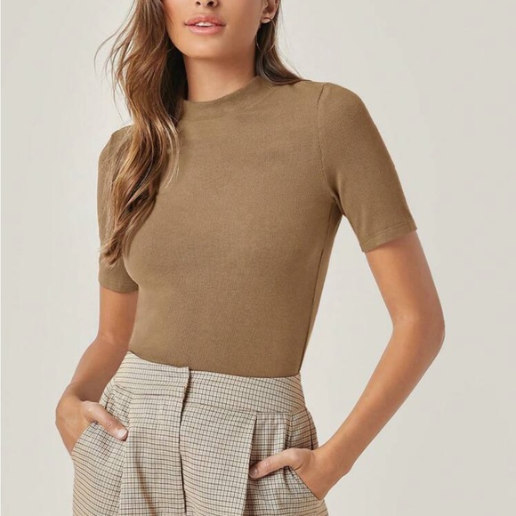 5 colors avail - Bodycon short sleeve stretchy essential basic Top - Picture 6 of 10